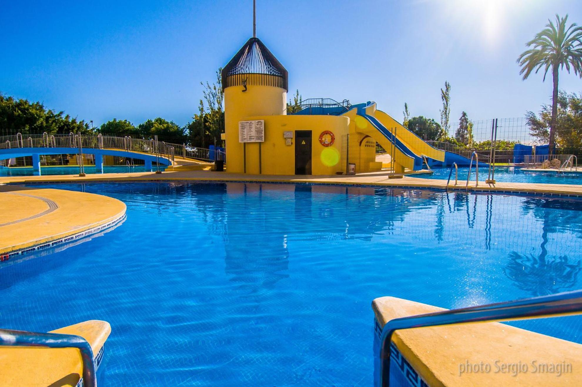 532 Minerva Apartamentos- VISTA AL MAR Y LA PISCINA - EXCELENTE CONEXIÓN WIFI Benalmádena Exterior foto